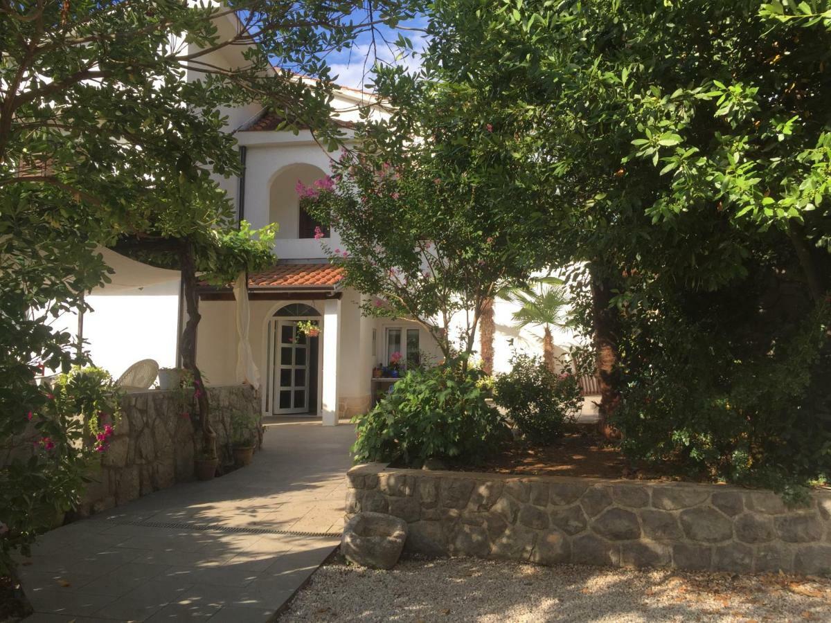 Gismondi Apartmán Ičići